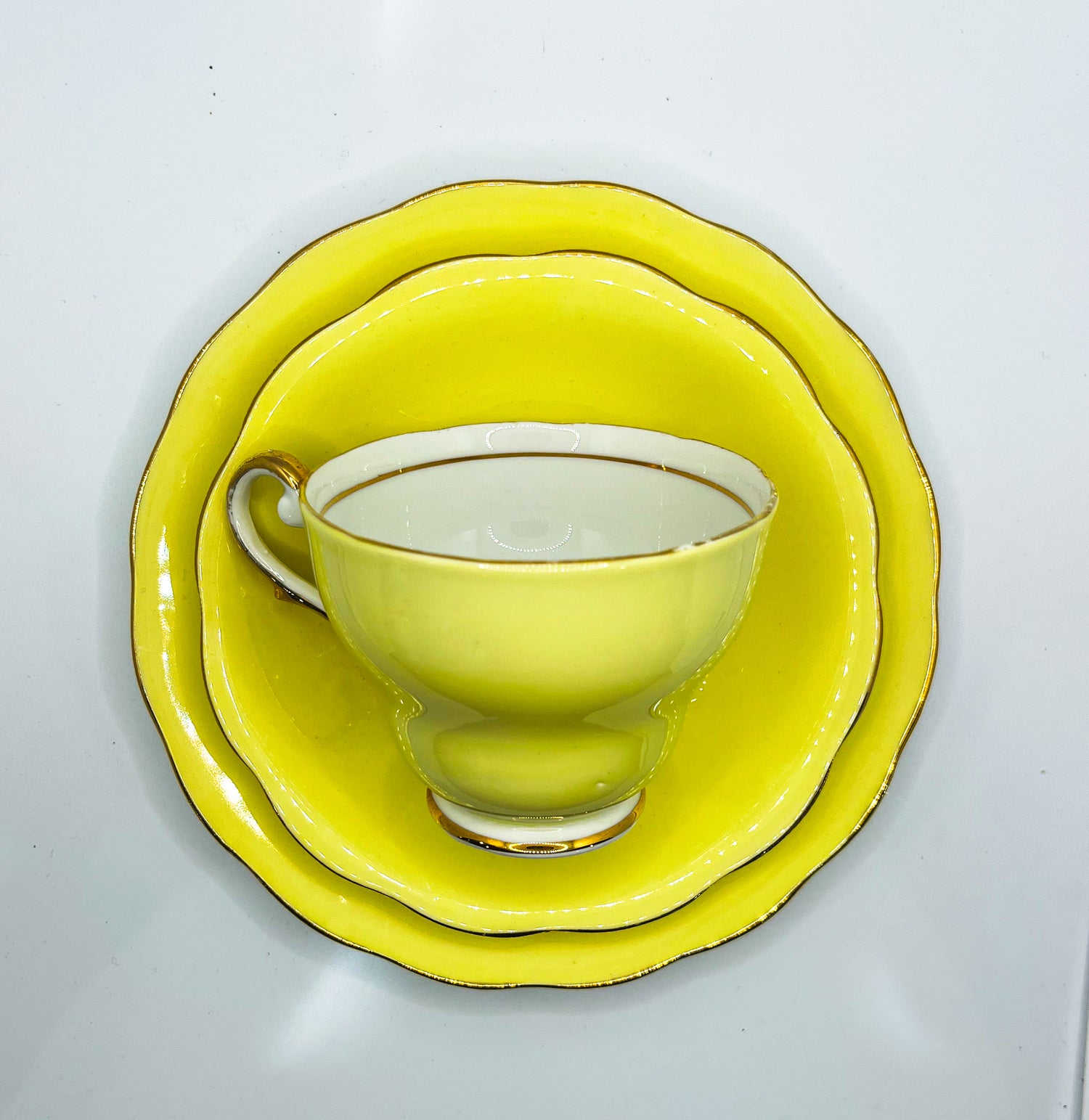 Vintage Teacup Trio (2 Plate + 1 Cup): Serial Number 25136