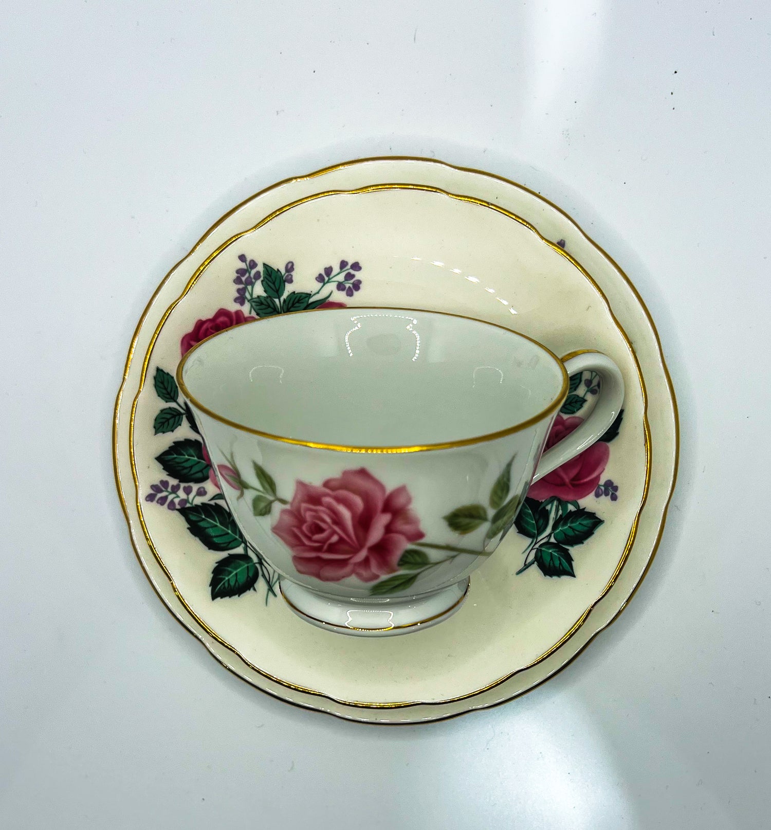 Vintage Teacup Trio (2 Plate + 1 Cup): Serial Number 25111