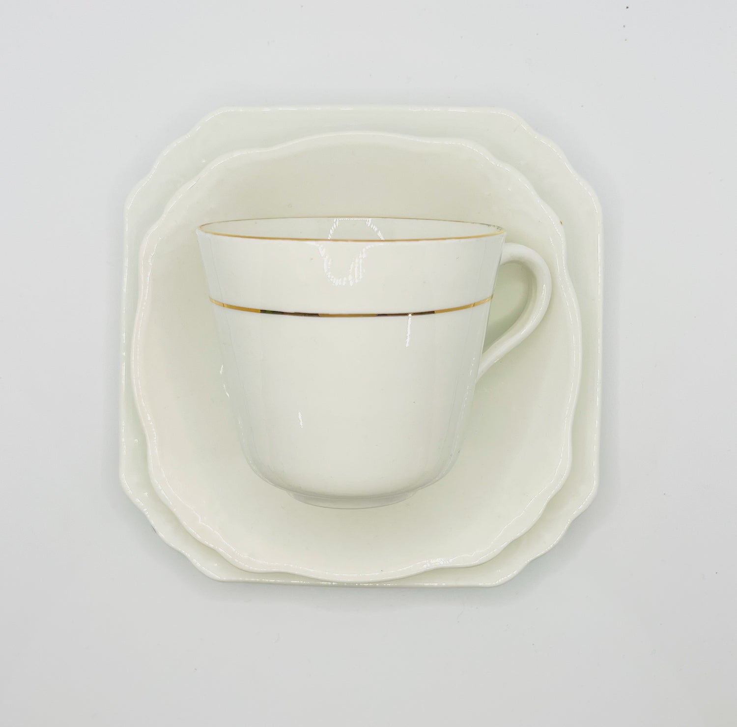 Vintage Teacup Trio (2 Plate + 1 Cup): Serial Number 25110
