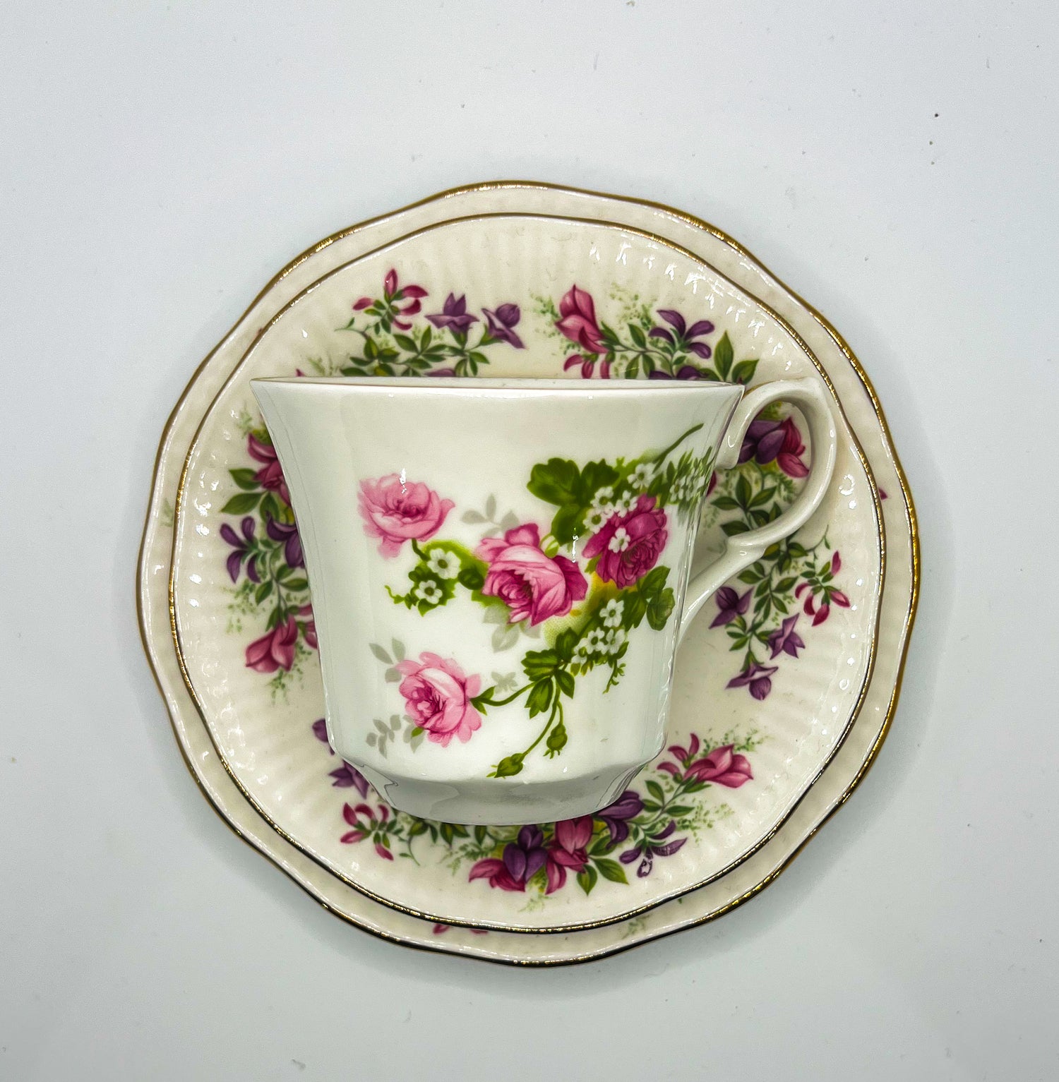 Vintage Teacup Trio (2 Plate + 1 Cup): Serial Number 25106