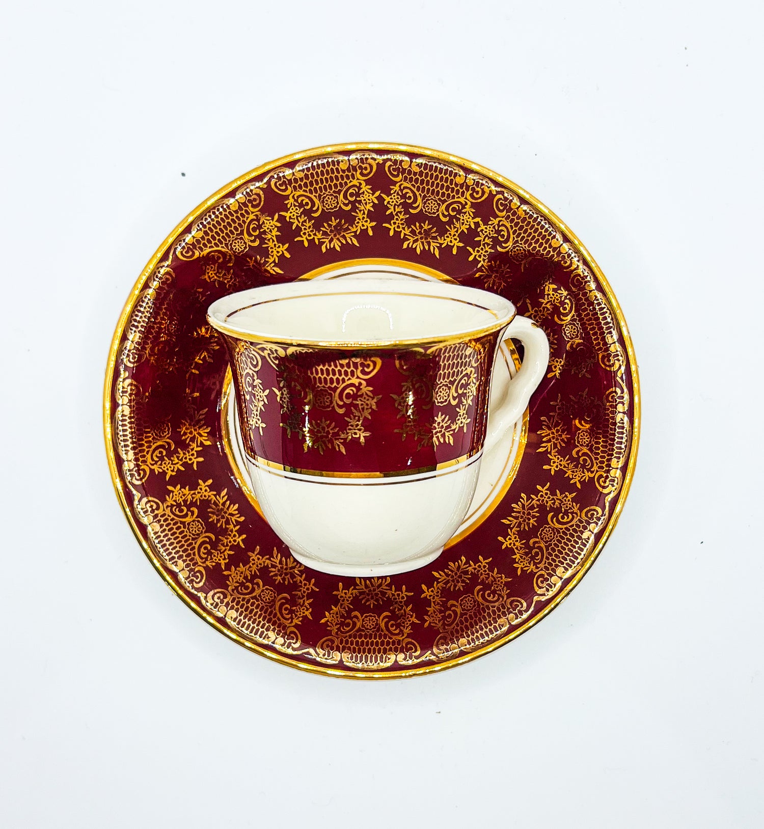 Vintage Teacup Set (1 Plate + 1 Cup): Serial Number 2532