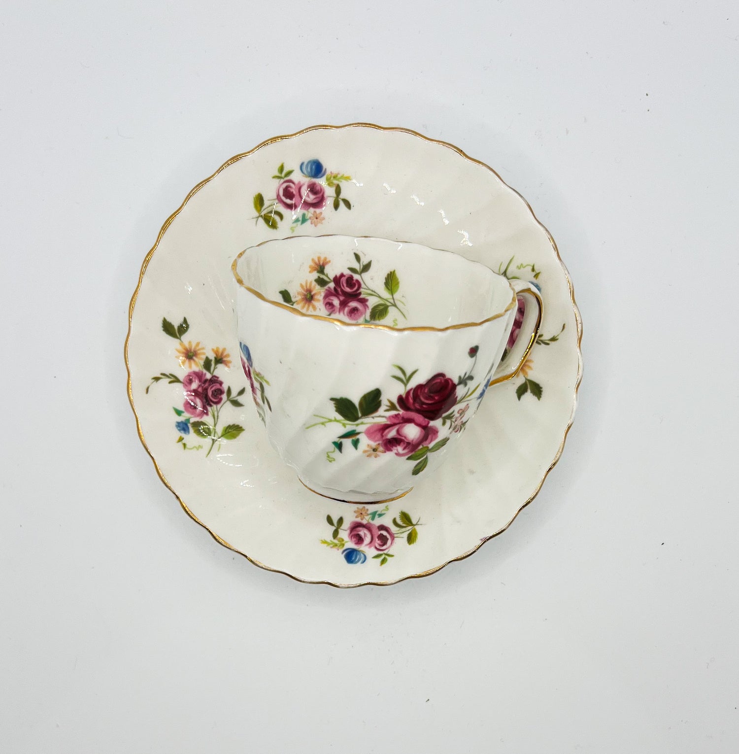 Vintage Teacup Set (1 Plate + 1 Cup): Serial Number 2524