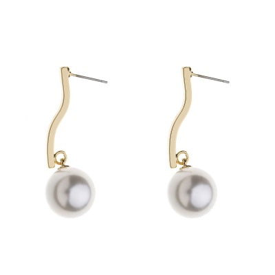 Gold Pearl Earrings