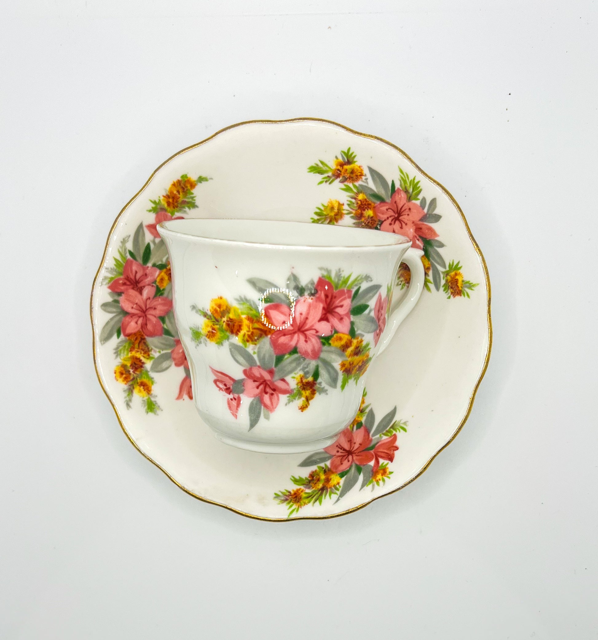 Vintage Teacup Trio (1 Plate + 1 Cup): Serial Number 2587