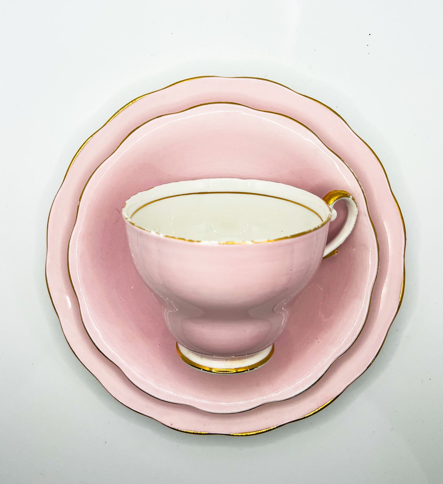 Vintage Teacup Trio (2 Plate + 1 Cup): Serial Number 25140