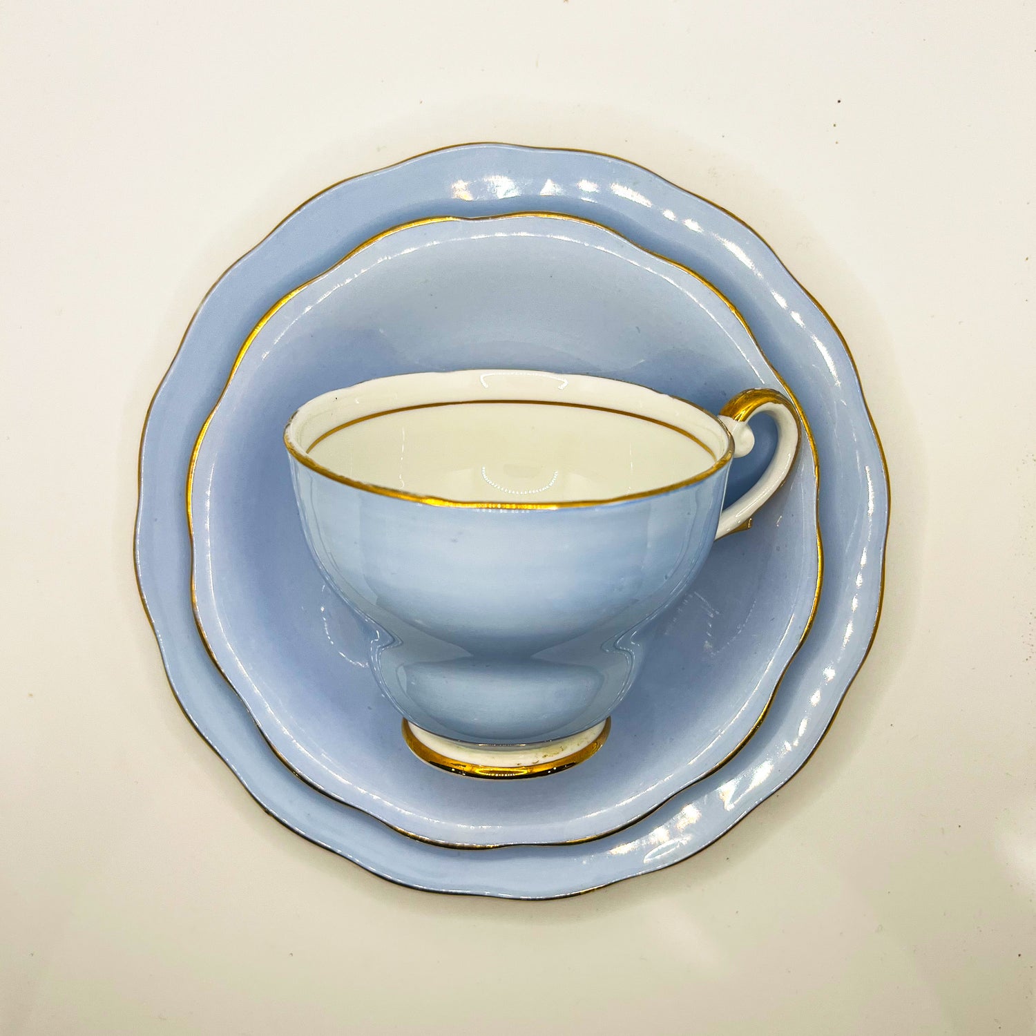 Vintage Teacup Trio (2 Plate + 1 Cup): Serial Number 25137
