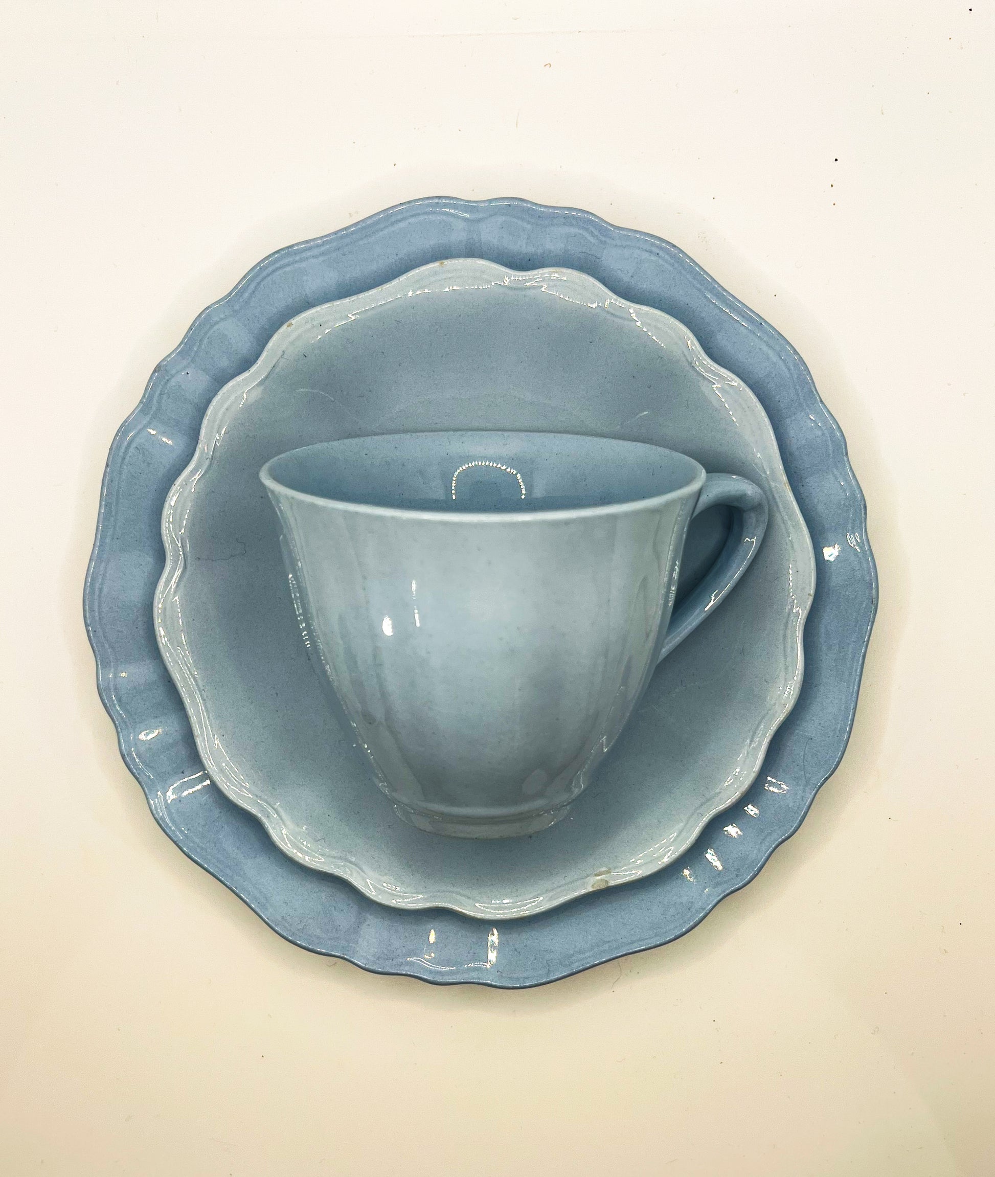 Vintage Teacup Trio (2 Plate + 1 Cup): Serial Number 25119