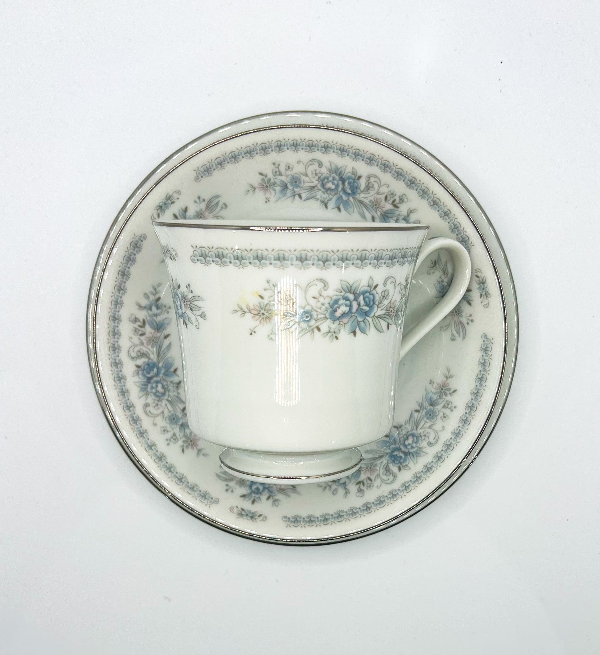 Vintage Teacup Trio (2 Plate + 1 Cup): Serial Number 2594