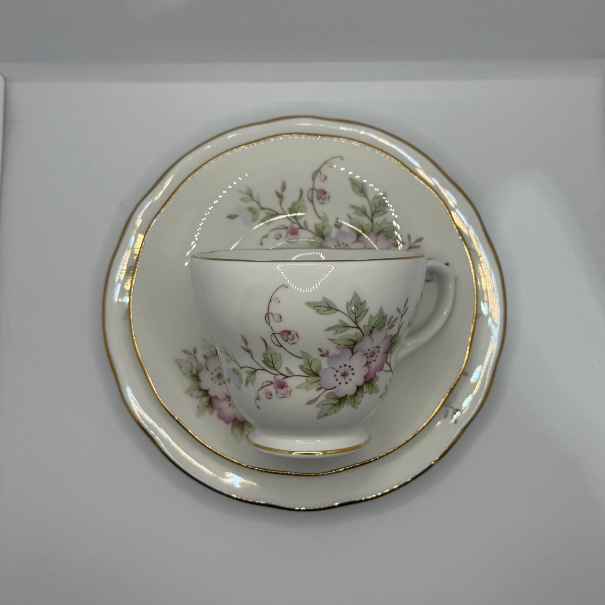 Vintage Teacup Trio (2 plate + 1 cup) Serial Number 25167
